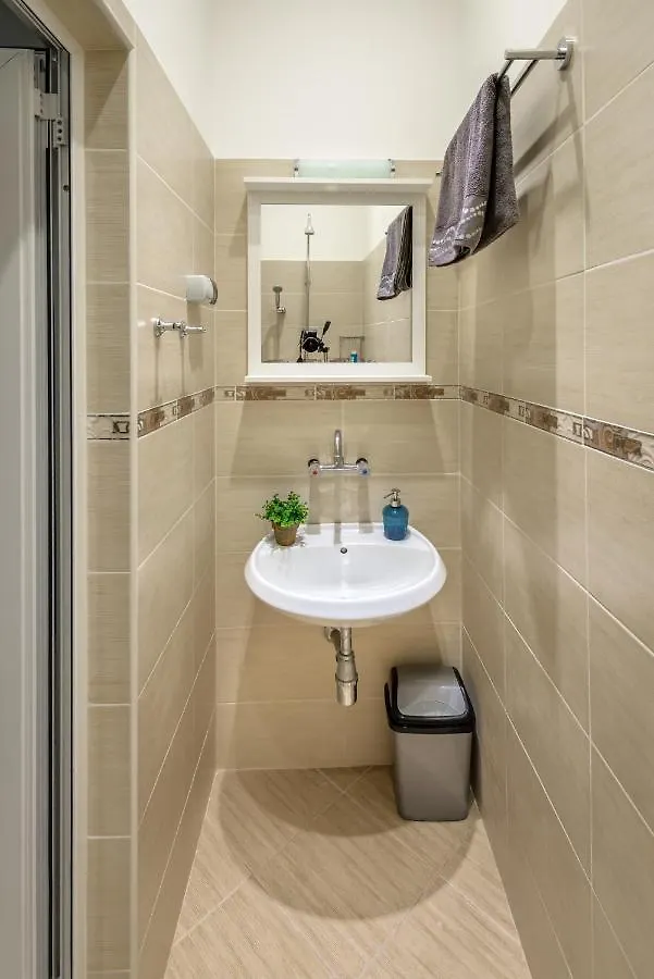 Sofia Appart - Feel Like Home Apartment