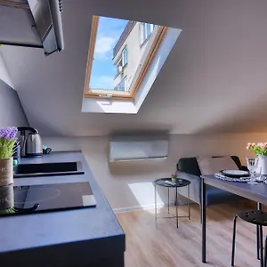 Lily's 7 By Bulgarentals - Apartamento
